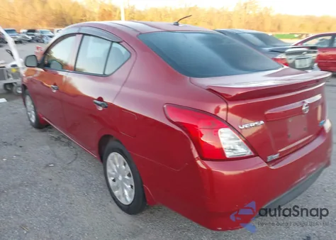 2015 Nissan Versa 1.6 S+ из США, поврежденный, VIN 3N1CN7AP9FL952481